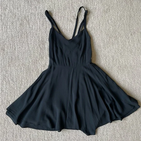 UO Women’s Kimchi Blue Fit and Flare Strappy Back Black Mini Cocktail Dress - Picture 5 of 12